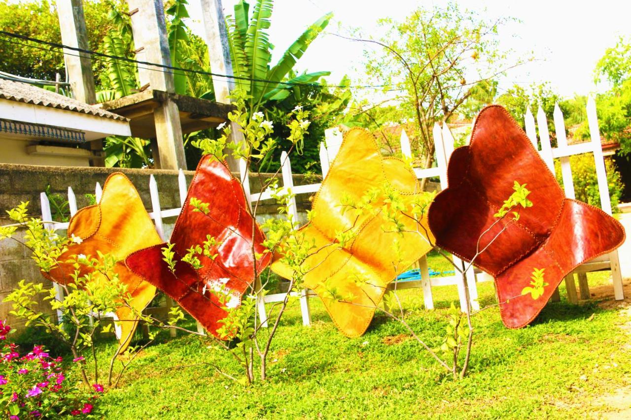 A&B Resort Negombo Kudapaduwa Esterno foto