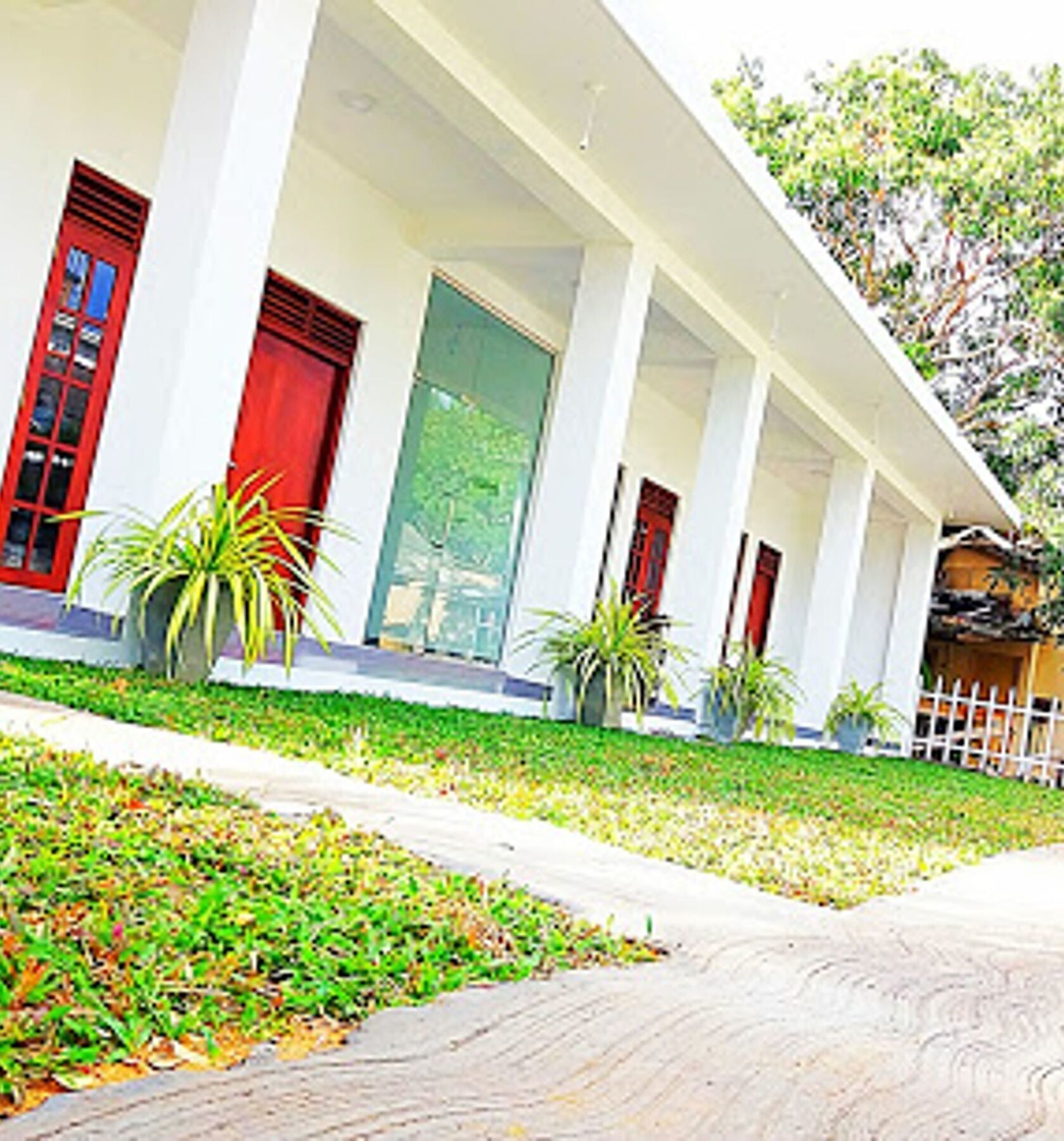 A&B Resort Negombo Kudapaduwa Esterno foto